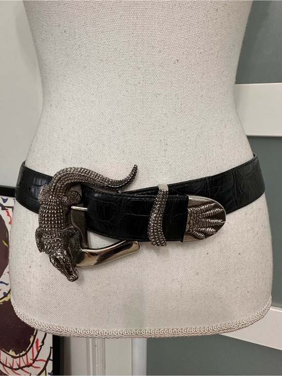 Hartnell Accessories - Vintage Hartnell Black Alligator Grain Calfskin Belt Silver Tone Gator SZ M EUC